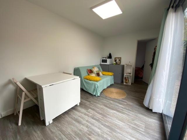 Studio De Jardin "Le Temps D Une Pause" Jusqu'A 4 Personnes En Face Du Beaujolais - Climatisation Et Borne Recharge Vehicule Electrique Montmerle-sur-Saone Zewnętrze zdjęcie